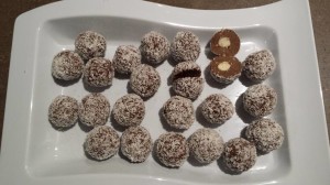 Snack Treat - Herbalife Almond Choc Balls